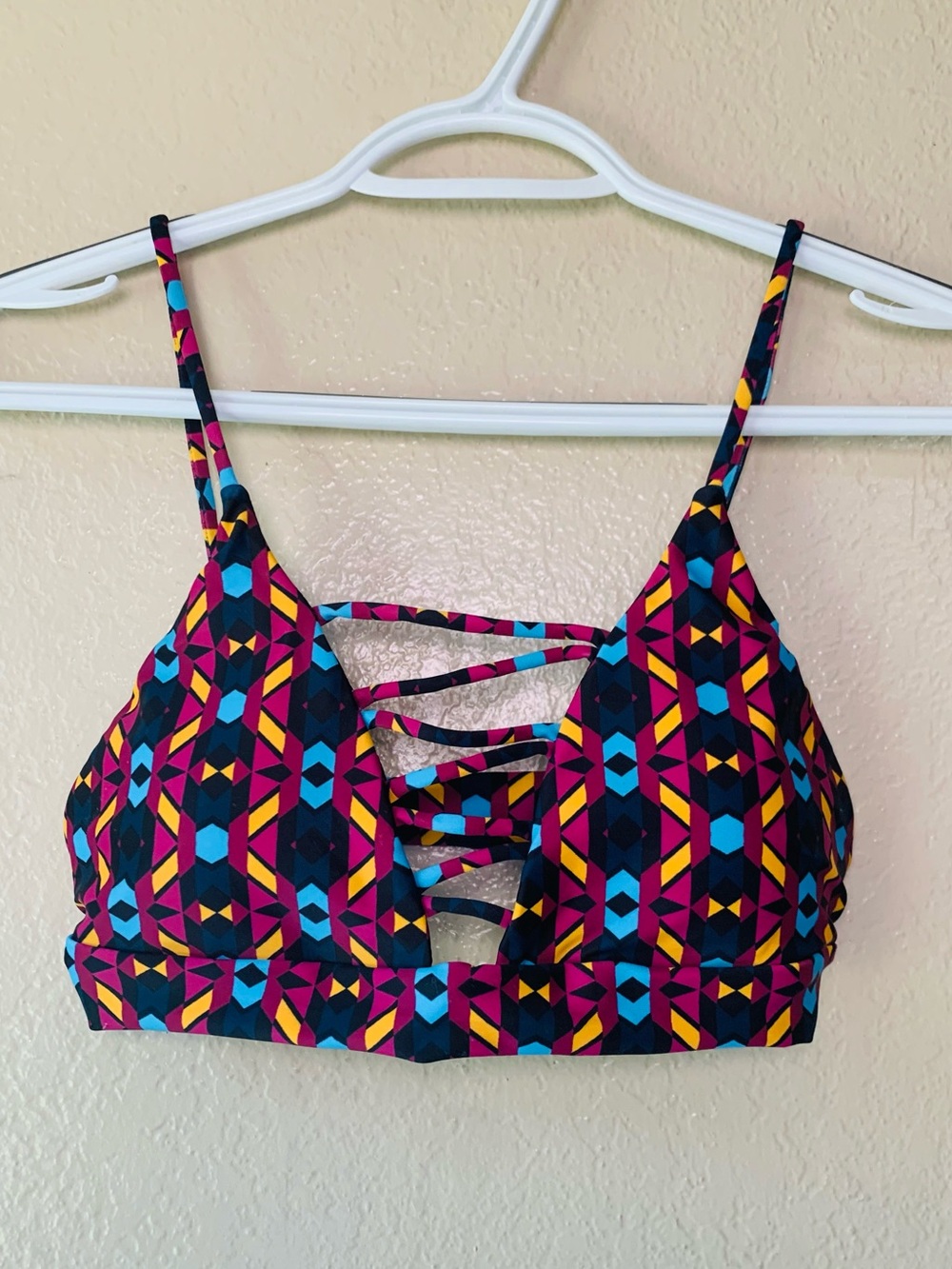 Byrds Of Paradise Geometric Print Strappy Swim Top Size M